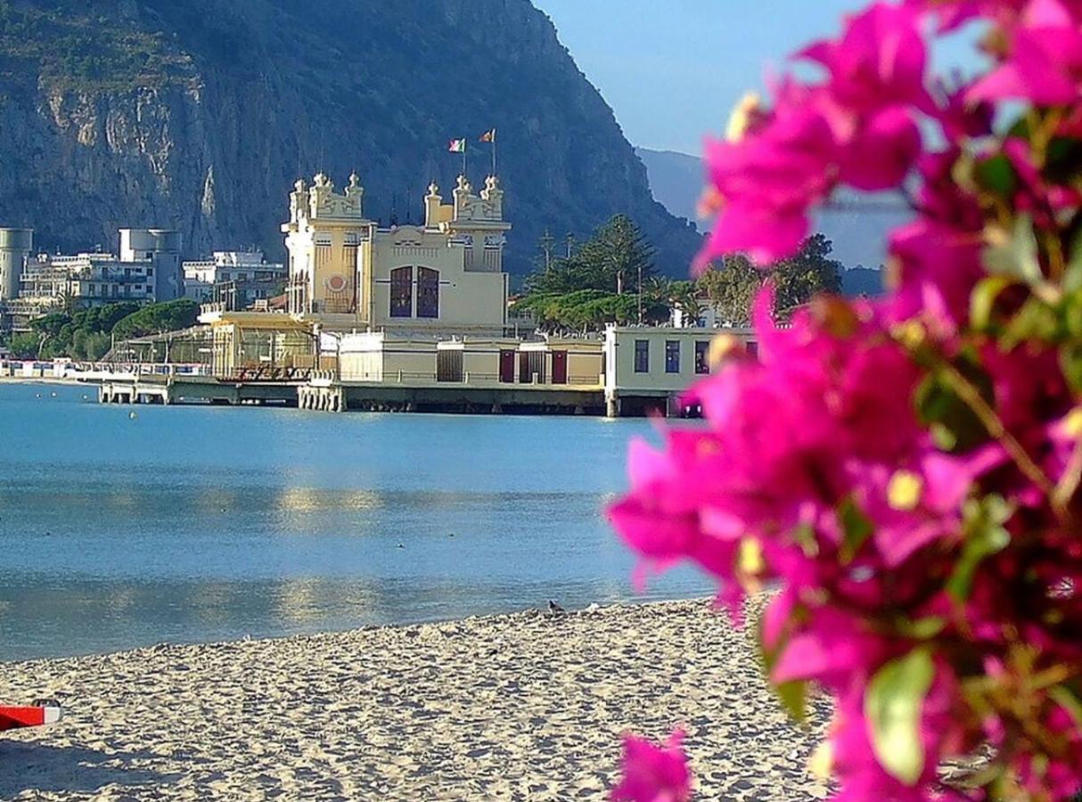 Ar Palace Hotel - Palermo Isola delle Femmine Exteriör bild